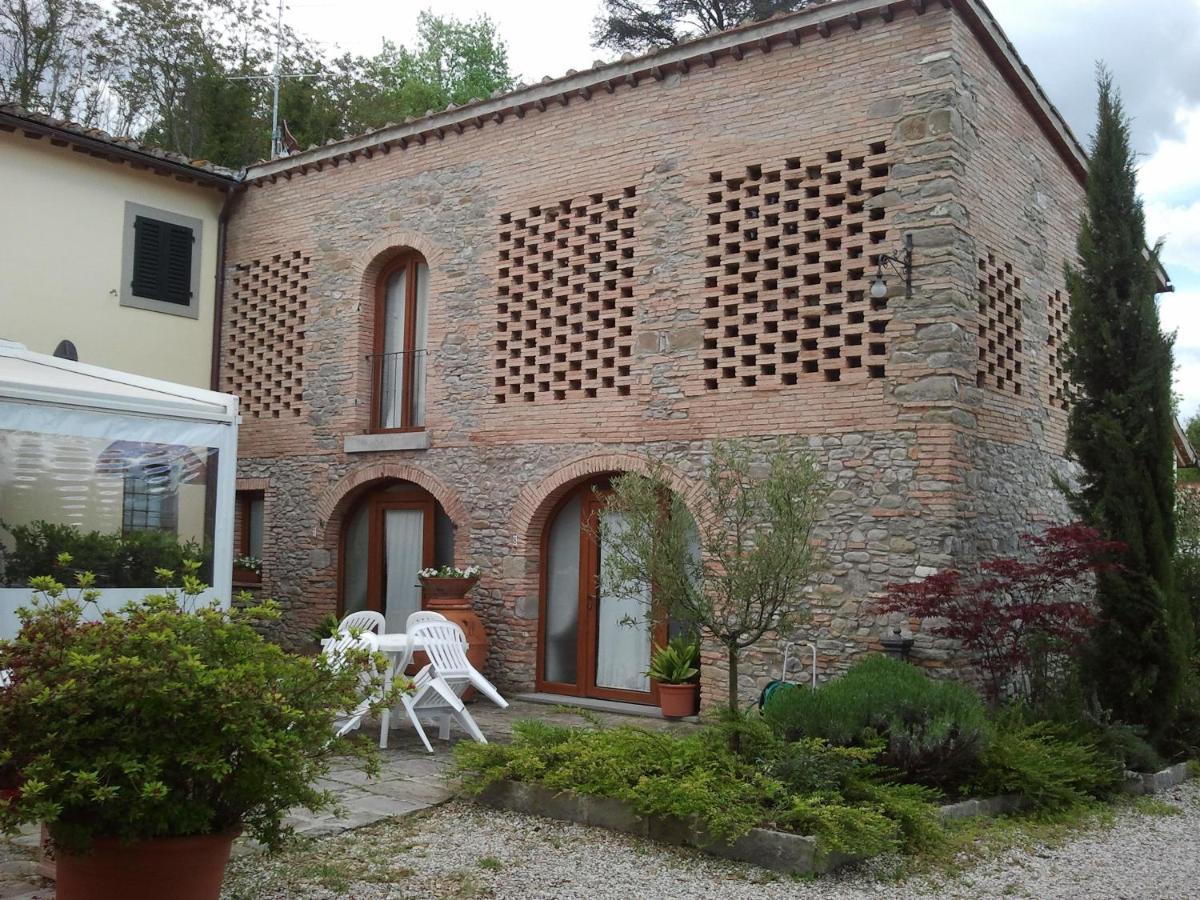 Poggio Savelli Hostal Scarperia Exterior foto